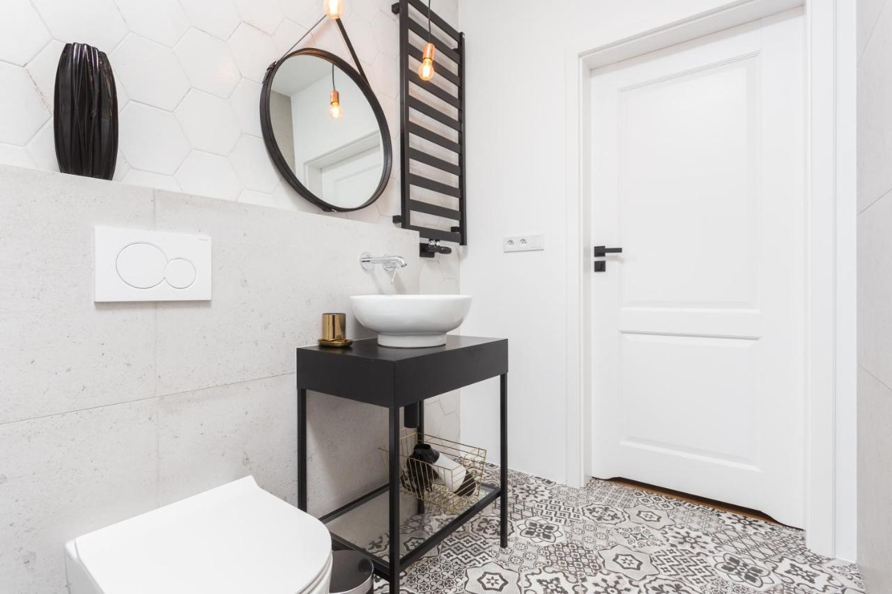 קרקוב City Of The Kings - Nubium Apartment מראה חיצוני תמונה